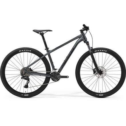 MERIDA BIG.NINE 300 IV1 SÖTÉTEZÜST (FEKETE)
