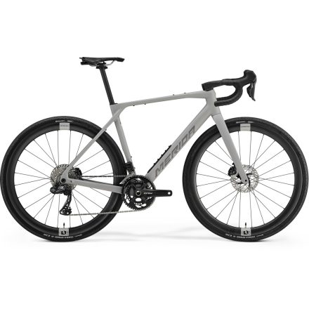 MERIDA MISSION 7000 XL SELYEM SZÜRKE (FEGYVERSZÜRKE)