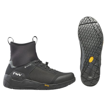 Cipő NORTHWAVE MTB MULTICROSS MID GTX 43 téli, fekete
