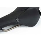 Nyereg PROLOGO SCRATCH NDR TIROX 140 HARD fekete